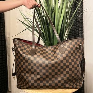 Never full fashion bag/purse